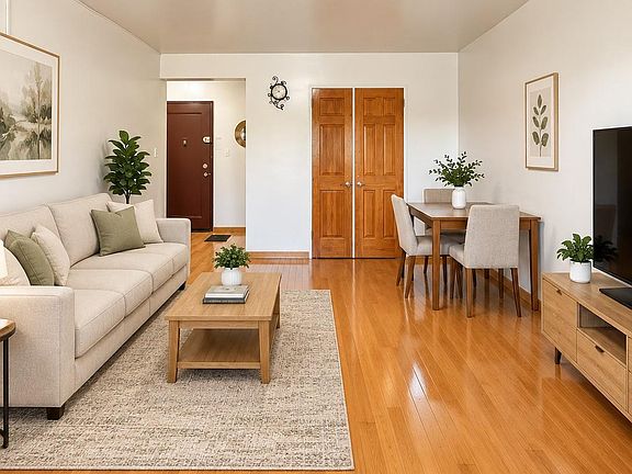 3rd image of 14421 79 Avenue #3H