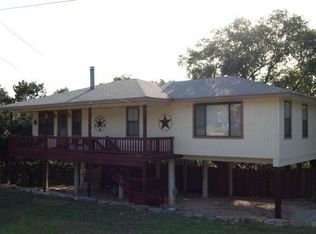 931 Singing Hills Dr, Canyon Lake, TX 78133