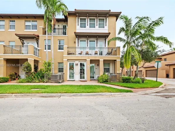 14661 SW 9th St #1809, Hollywood, FL 33027