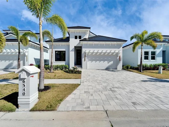 6540 Simone Shores Cir, Apollo Beach, FL 33572