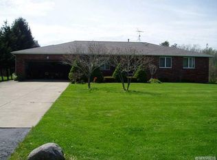 6190 Townline Rd, Lockport, NY 14094