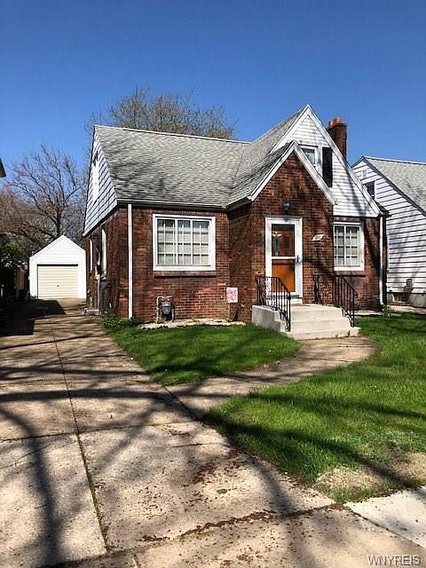 1st image of 210 Capen Blvd