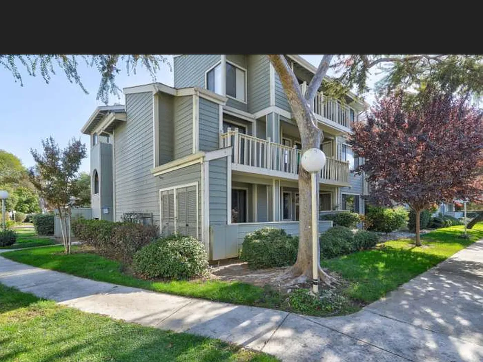 3660 Knollwood Ter #101