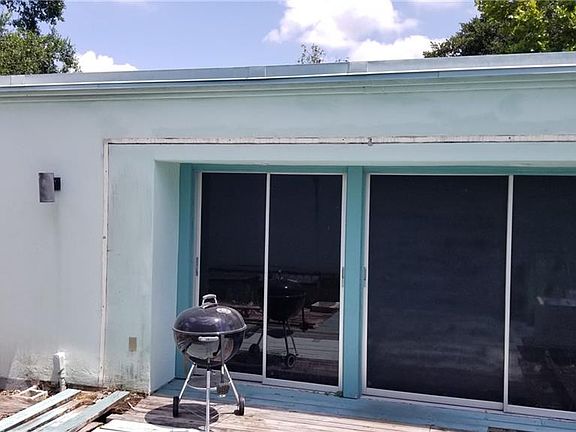 5th image of 449 S Deerwood Ave