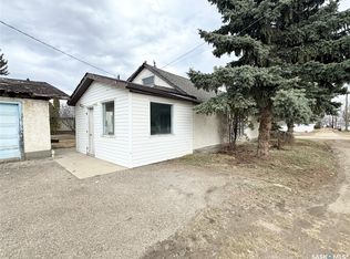 107 & 109 Otter Street, Cut Knife, SK S0M 0N0