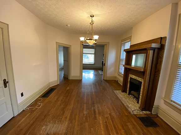 2nd image of 1069 Neil Ave #1069