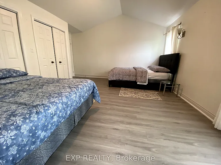 1175 Haldibrook Rd S — Photo 24