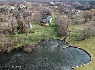 21384 W Lakeview Pkwy, Mundelein, IL 60060