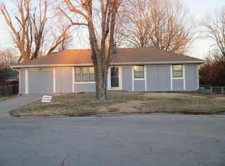 307 14th Cir N, Greenwood, MO 64034
