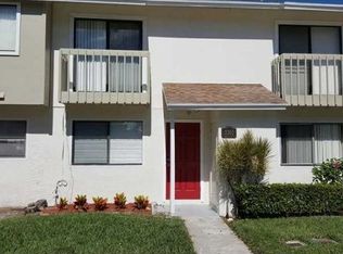 3303 Poolside Dr, Greenacres, FL 33463