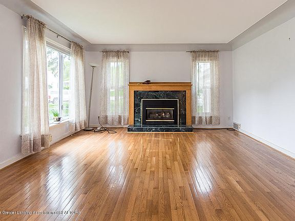 4th image of 619 Pacific Pkwy