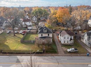 211 E Locust St, Davenport, IA 52803