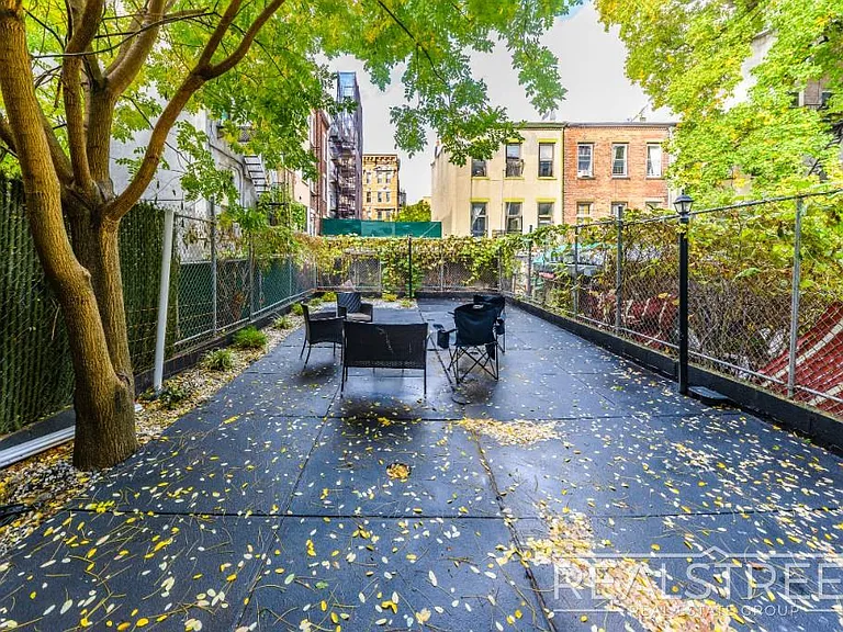 697 De Kalb Ave #2R — Photo 9