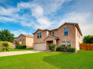 2411 Silverado Trl, Grand Prairie, TX 75052