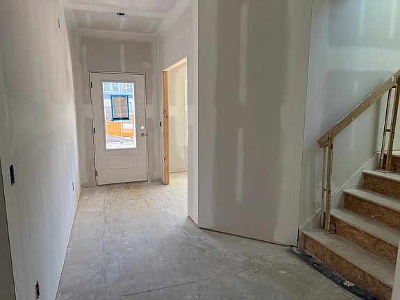 940 Fetching Place, Homesite 350 Interior Image 2