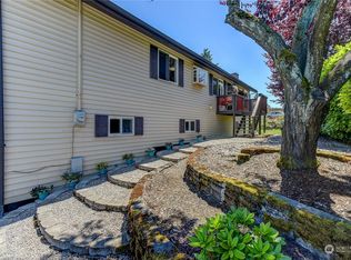12030 22nd Ave S, Burien, WA