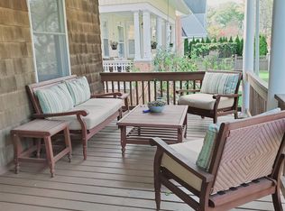 26 Lexington Ave, Greenwich, CT 06830