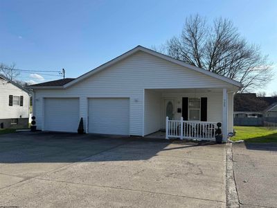 905 Johnson Ave, Bridgeport, WV, 26330