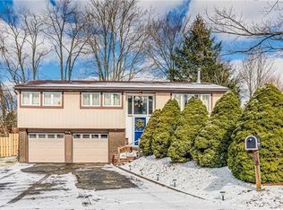 110 Candlewyck Dr, Glenshaw, PA 15116