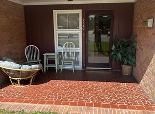 1039 Aberdeen Rd, Hampton, VA 23666