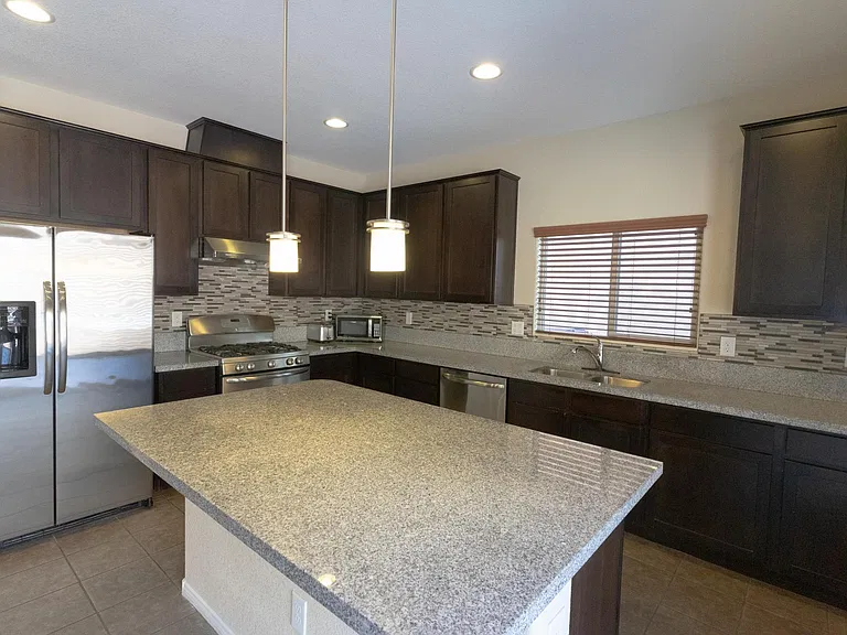 10551 Snow Lake St — Photo 8