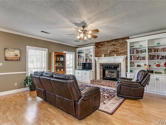 5th image of 12936 N Country Dr