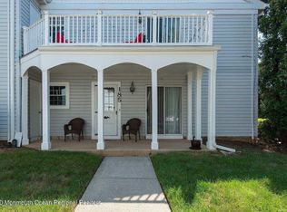 185 Tulip Ln, Freehold, NJ 07728