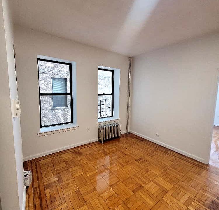 1st image of 75 Wadsworth Ter APT B22