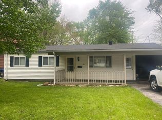 12 E Maple St, Wentzville, MO