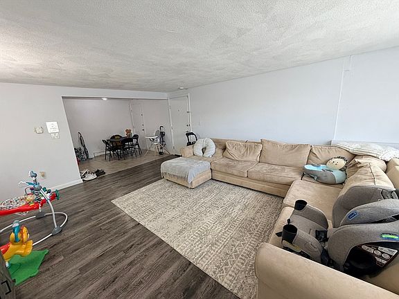 4th image of 261 Boston Post Rd E APT 3