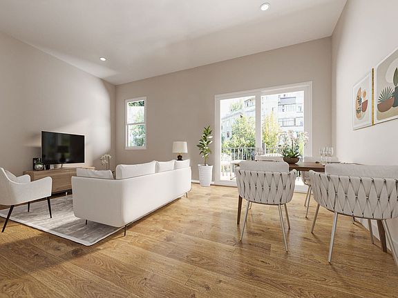 2nd image of 1310 Murphy St #1313
