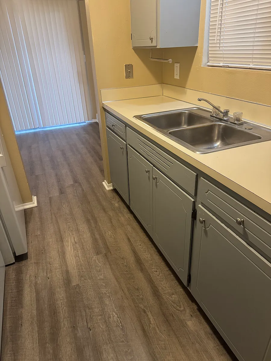 Kitchen Space - 108th Ave SE