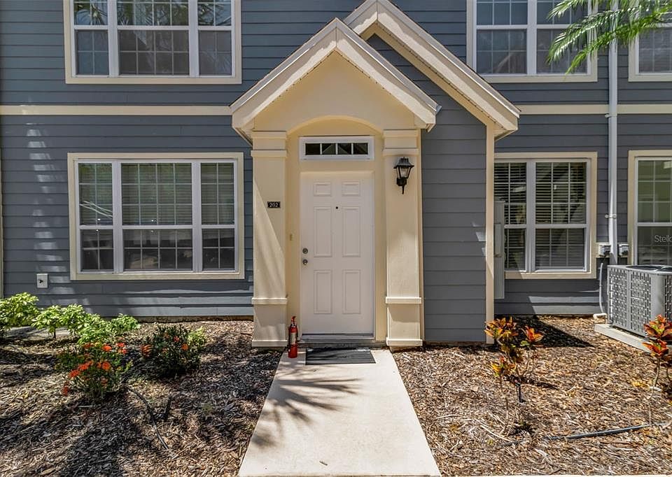 1st image of 5541 Rosehill Rd Unit 202