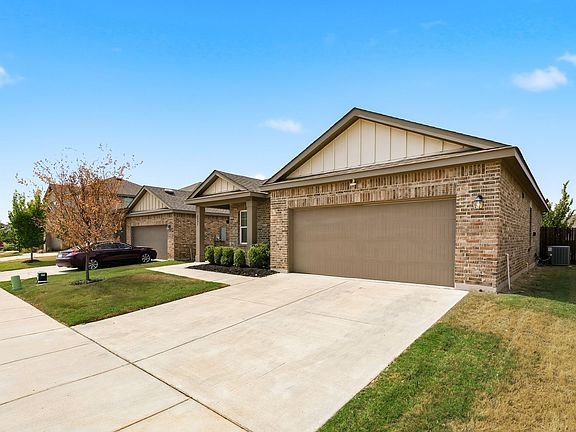 4th image of 8405 Hawkview Dr