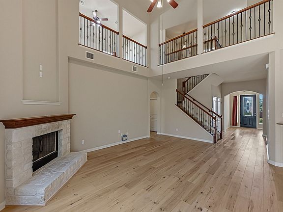 5th image of 7825 Wisteria Valley Dr