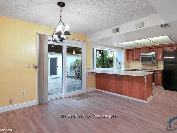 2nd image of 200 Banff Springs Way