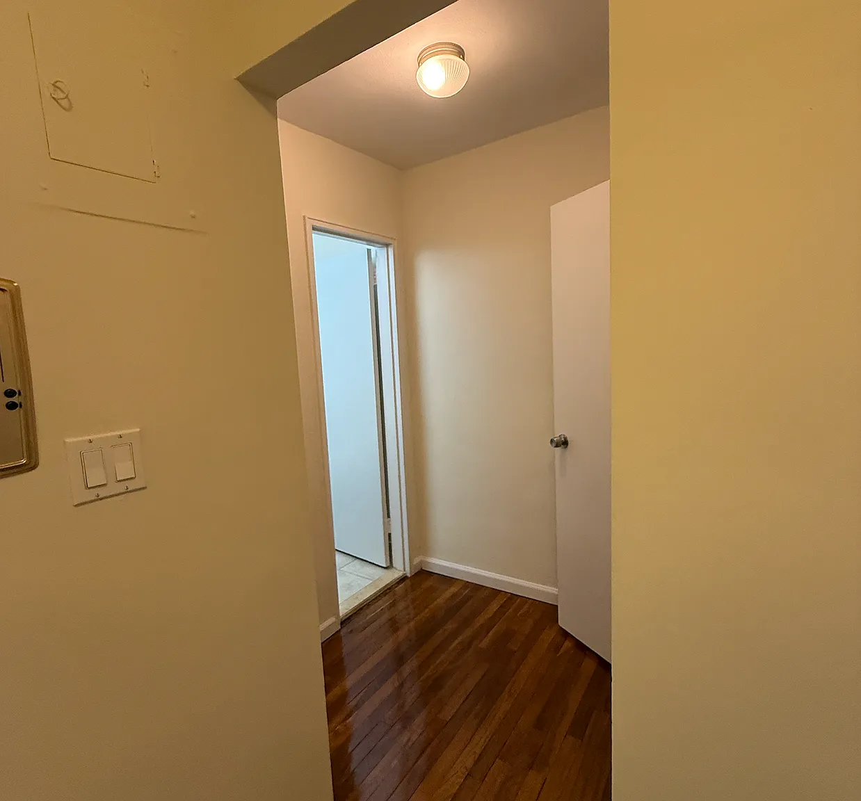 24th Ave, Bayside — Photo 4