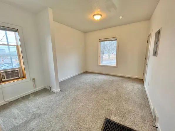 424 W 6th St, 424 W 6th St #1, Sioux Falls, SD 57104