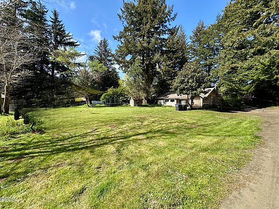 2nd image of 1975 SE Alsea Hwy