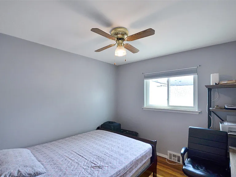 37653 Longacre Dr — Photo 24