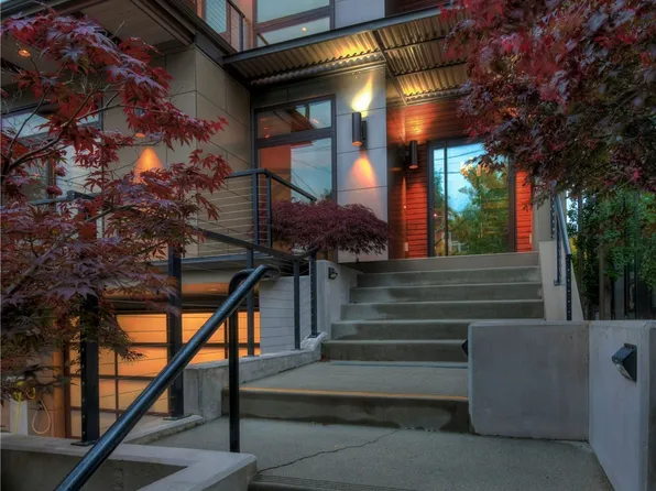 7515 Sunnyside Avenue N, Seattle, WA 98103