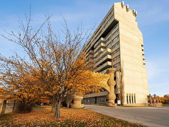 3rd image of 4902 37th St