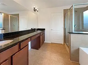 12830 Regal Oaks Bend Ln — Photo 7