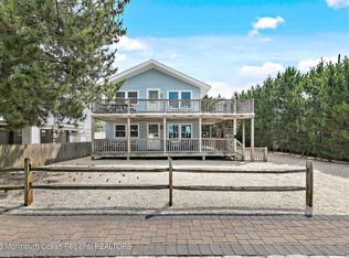 14 E Sigsbee Ave, Brant Beach, NJ 08008