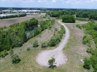 23 Tiffany Dr, Edwardsburg, MI 49112