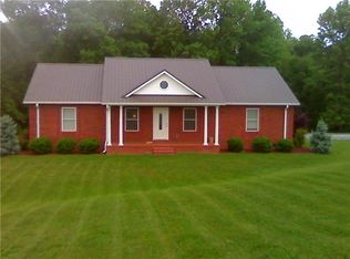 6394 N Pinson Rd, Portland, TN 37148