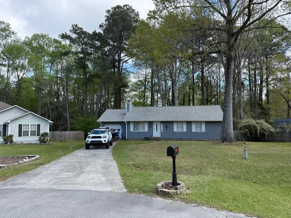 110 Bells Ct, Havelock, NC 28532