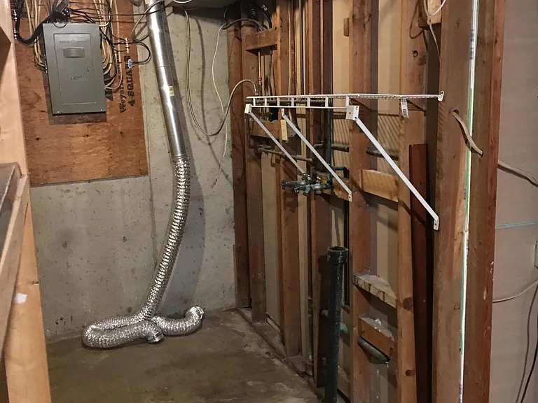 701 Perry St — Photo 11
