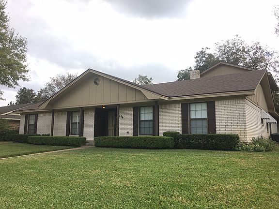 5th image of 5704 Lake Haven Dr