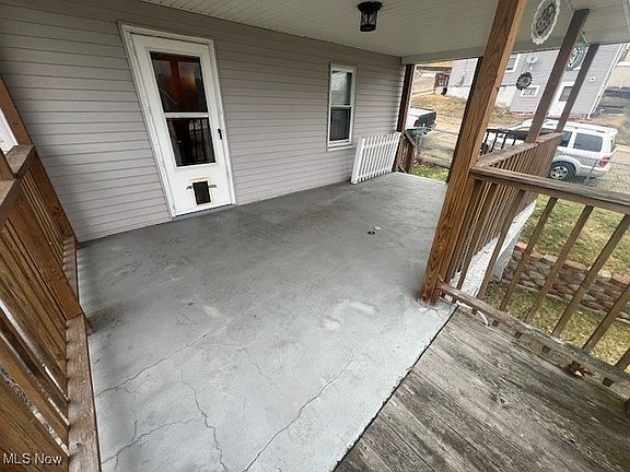 4th image of 201 Belle Ave